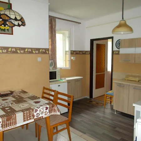 Adita Apartment *
